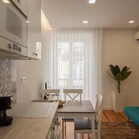 Flh Intendente Portuguese Flat Daire Lisboa